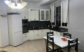 Tirana Apartment White